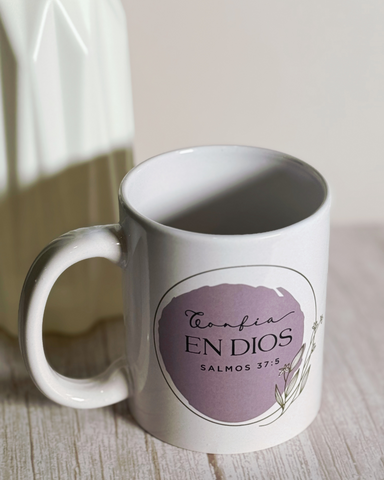 Image of Taza Minimalista: Confía en Dios